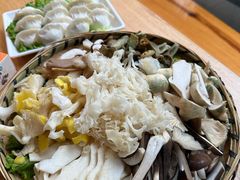 -鲜菌江湖正宗野生菌火锅