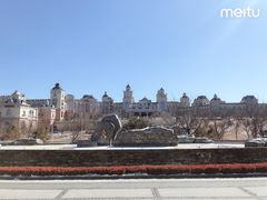 -大连金石滩绿发温泉假日酒店