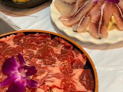 -鲜入围煮花胶鸡海鲜火锅