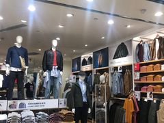 -优衣库(上海虹口龙之梦店)