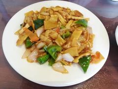 -老街坊餐吧