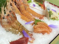 -万岛日本料理铁板烧(大宁店)