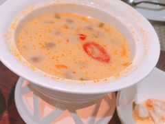 冬阴功汤-食肆&Fourteen(武林夜市店)