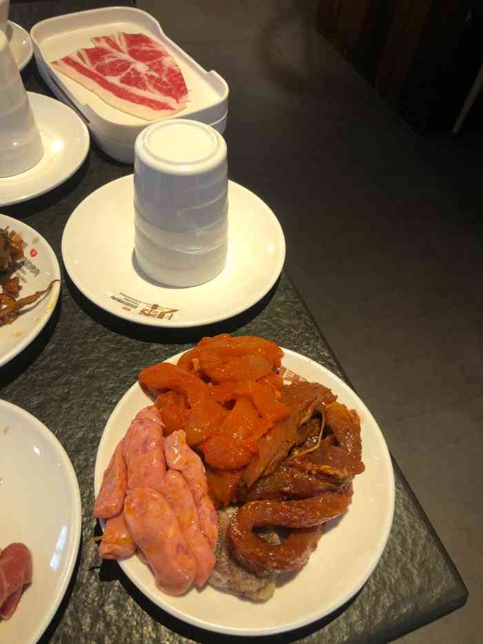 滕牛自助烤肉(北工大店)-"自助烤肉大众点评搜索一波,在距离和性价.