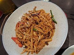 -川流不息·地道川菜·小龙虾(松东路店)