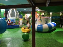 -汤姆小鸟(无锡宝龙广场店)