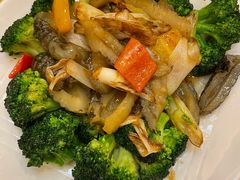 兰花京葱爆海参-广州酒家(文昌总店)