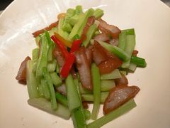 西芹鱼脯-湯記傳菜