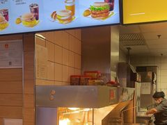-麦当劳(西客站店)