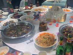 -巴特餐饮6加1音乐餐吧·新疆菜