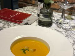 南瓜汤-at cafe 意大利餐厅(集美店)