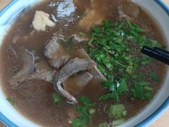 牛肉罩火烧-清真·白家牛肉罩火烧老店(育才街店)