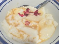 -云阿蛮云南生烫牛肉米线(奉贤路店)