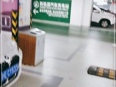 -浦东嘉里城-停车场