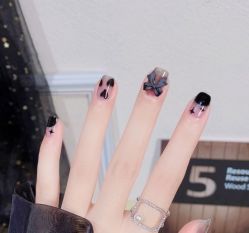 -悦指间美甲美睫