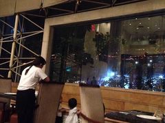 露天位-上海齐鲁万怡大酒店·辣椒屋咖啡厅