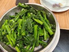蒜蓉芥兰-荣基四海一家·家常菜·海鲜大排档(新安店)