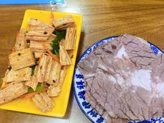 -伊穆祥牛肉面总店·清真