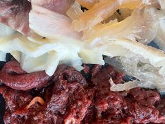 -小志家.鲜牦牛肉牛杂火锅野生菌汤锅