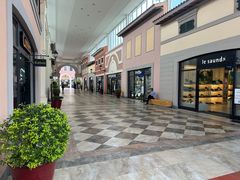 -佛罗伦萨小镇广佛名品奥特莱斯(疏港路店)