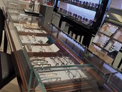 -博士眼镜(沙井京基百纳广场店)