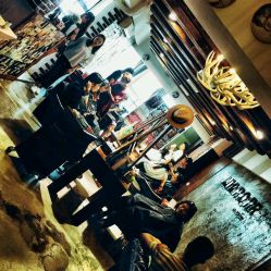 -MOKA SALON
