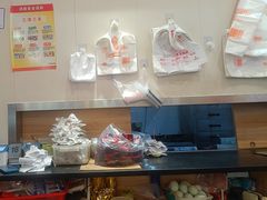 -万煲旺·香港老传承煲仔饭·猪杂汤(客村店)