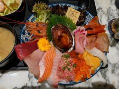 -家贺屋刺身寿司专门店
