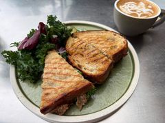超级牛肉帕尼尼-O'mills Sourdough Bakery&Bistro(永嘉路店)