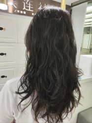 -镁连社·美联社