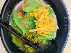 -桂在香知桂林米粉(红博中央公园店)