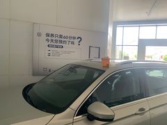 -上海华隆上汽大众4S店(江桥店)