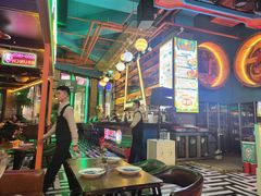 -Famous肥猫墨西哥音乐餐吧(五棵松华熙LIVE店)