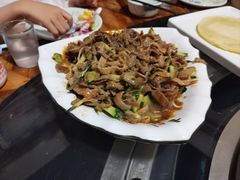 -人民公社铁锅炖·东北菜(卫国道店)