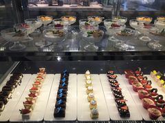 -武汉世茂希尔顿酒店·汇·全日餐厅