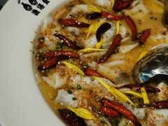 -渔语鱼新川菜Bistro(万象天地店)