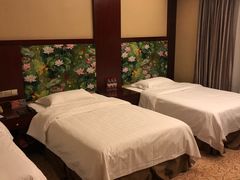 -张家界大成山水国际大酒店