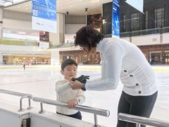 -冰纷万象滑冰场(深圳万象城店)