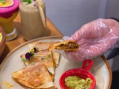 -304/BRUNCHRESTAURANT