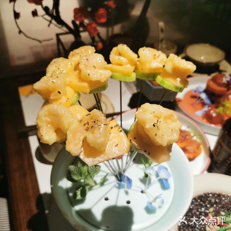 烟雨朦胧杭帮菜雨后行菜