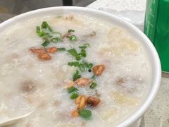 荔湾艇仔粥-香港新发烧腊茶餐厅(水围店)