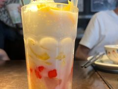 -大头虾越式风味餐厅(光明广场店)