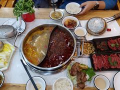 -田村·酸汤鲜牦牛肉火锅(布达拉宫广场店)