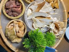 -菌彩云南野生菌火锅(万达广场店)