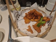 -渔语鱼酸菜鱼新川菜(来福士店)