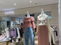 -王府井百货(中州中路店)