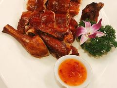 蒜茸南乳脆皮鸡-誉八仙酒楼(静安大悦城店)