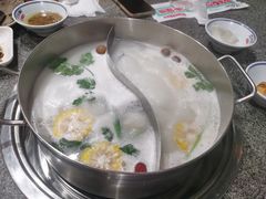 -江小渔鲜鱼火锅(应天西路店)