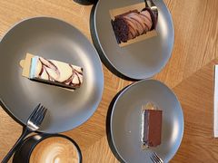 -星巴克臻选(上海合生汇1F店)