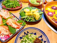 -洱火云南酸菜牛肉火锅(石景山当代商城店)